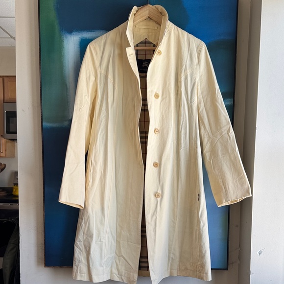 Burberry Light Yellow Trench Coat - Picture 1 of 16